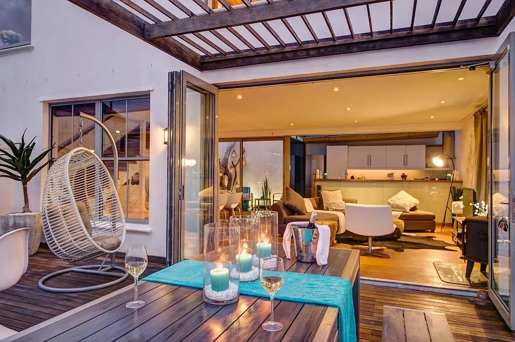 Santa Maria Beach House 0*, Bloubergstrand South Africa