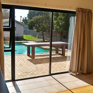 3* Gasthof Blouberg Beach Retreat